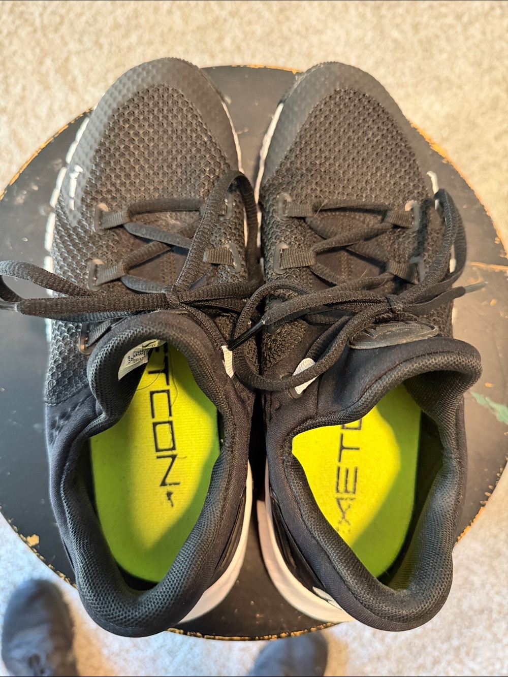 Nike Men’s Black Athletic Shoes with Neon Green Insole